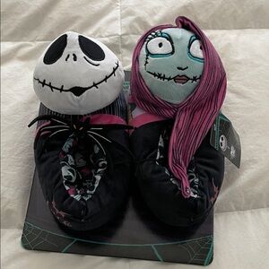 NWT Nightmare before Christmas Black and Pink Character Slippers size s (5/6)